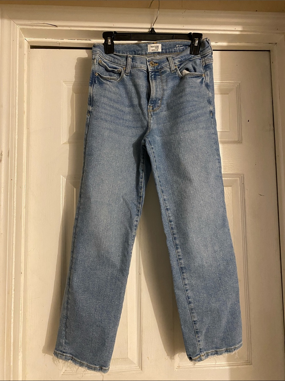 Kensie Light Wash Straight Leg Jeans